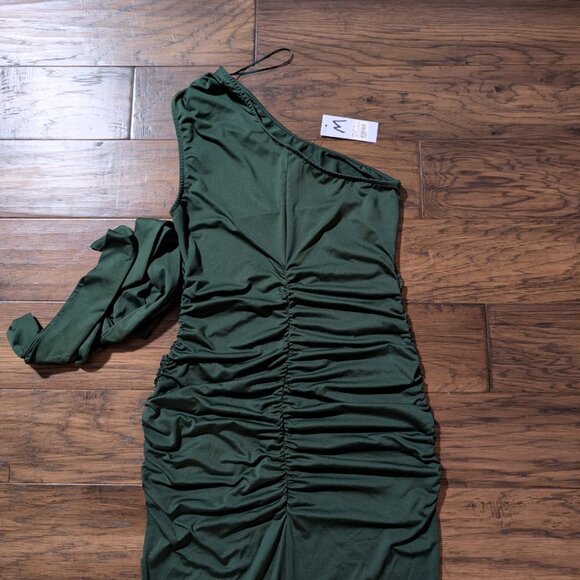 New YaYa&Co one shoulder ruched dress green size medium - Picture 14 of 16